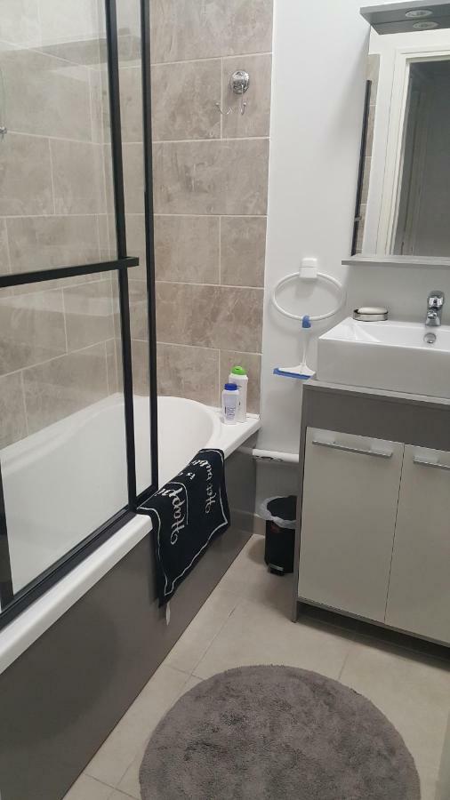 77 Rue De France Daire Fontainebleau Dış mekan fotoğraf